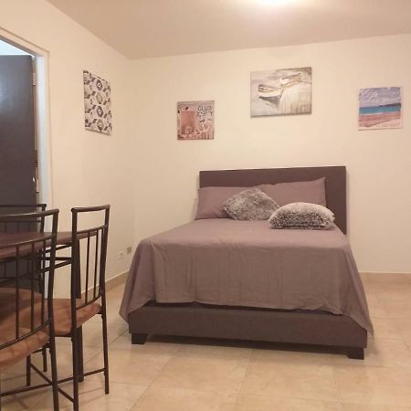 Beach Front Apt 4 At Isla Verde Tower Apartment San Juan Exterior photo