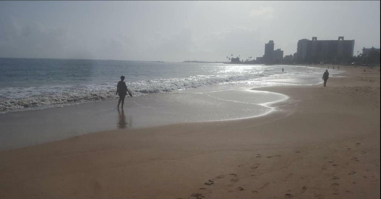 Beach Front Apt 4 At Isla Verde Tower Apartment San Juan Exterior photo